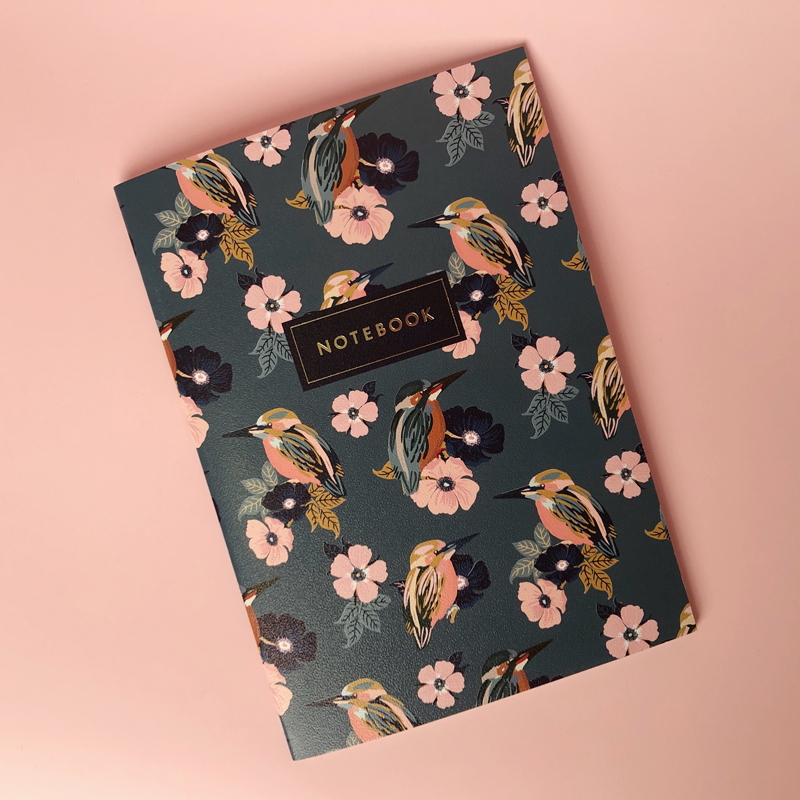 Записная книжка А5 24л., сшивка "Beauty birds", 90г/м2, золотое тиснение, тонированный блок в клетку