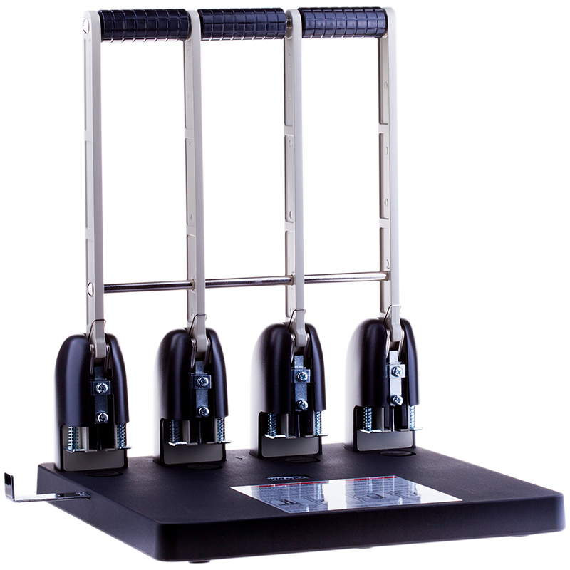 УЦЕНКА - Дырокол мощный на четыре отверстия KW-trio 150л, черный, с линейкой